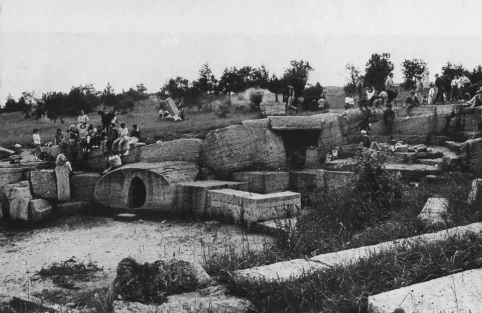 Lindabrunn Sculpture